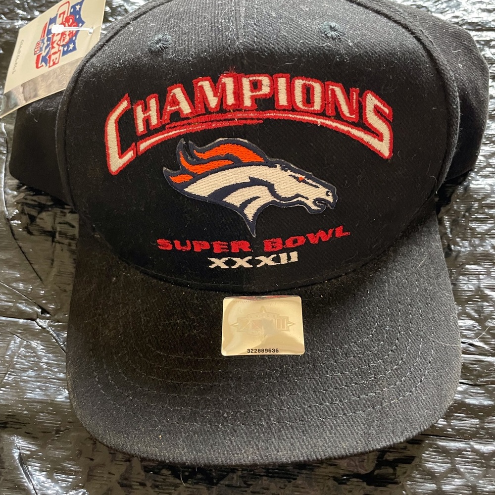 Denver Broncos Super Bowl XXXII cap new with tags